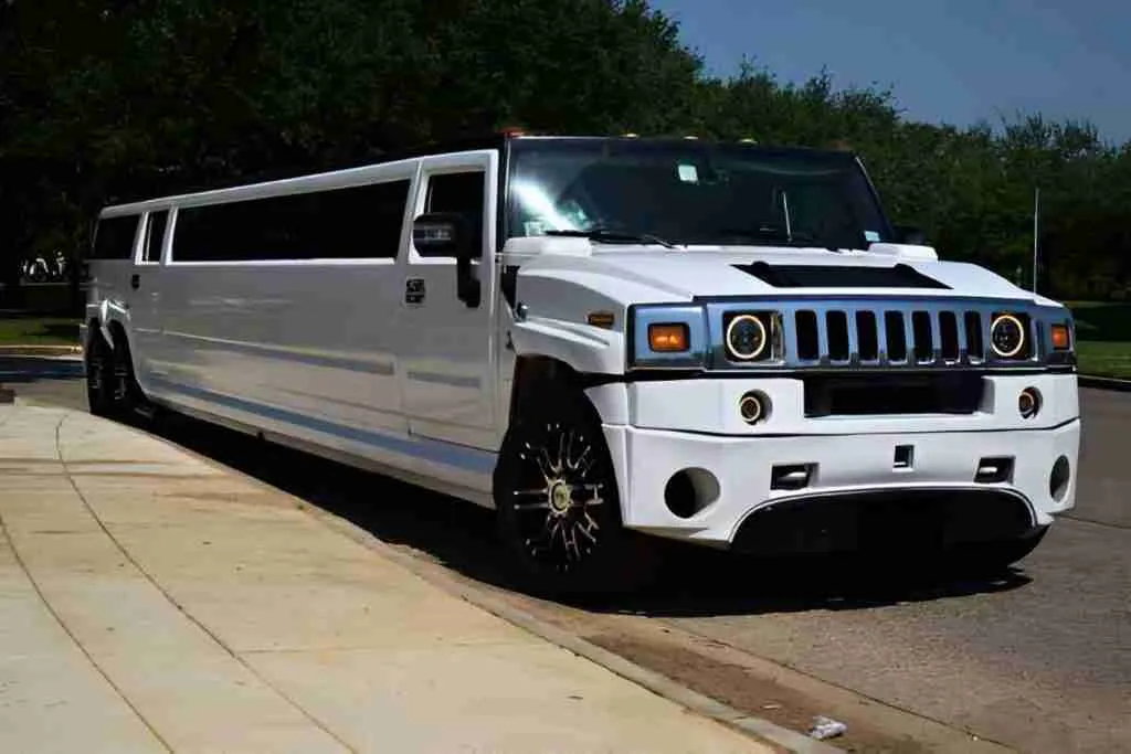 Hummer Limo in white