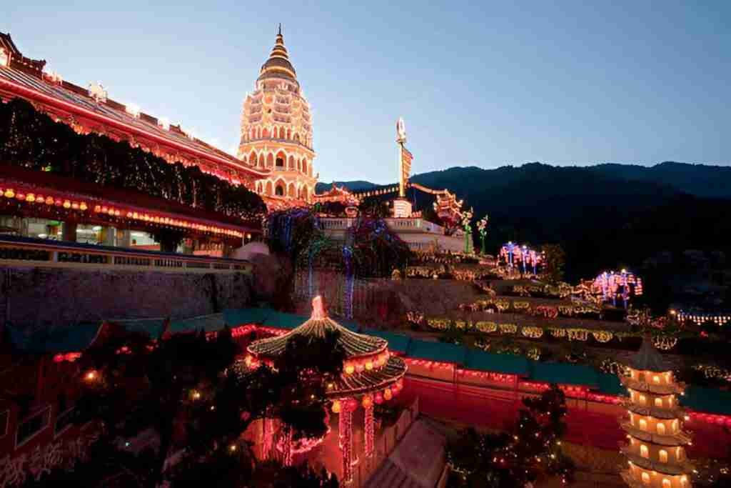 Washington DC Christmas Lights Tours