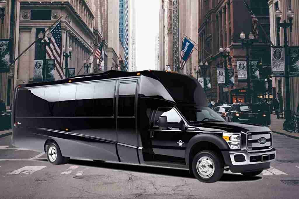 Mini Bus in Black